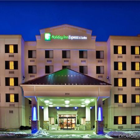 Holiday Inn Express Hotel & Suites Coralville By Ihg Exterior photo